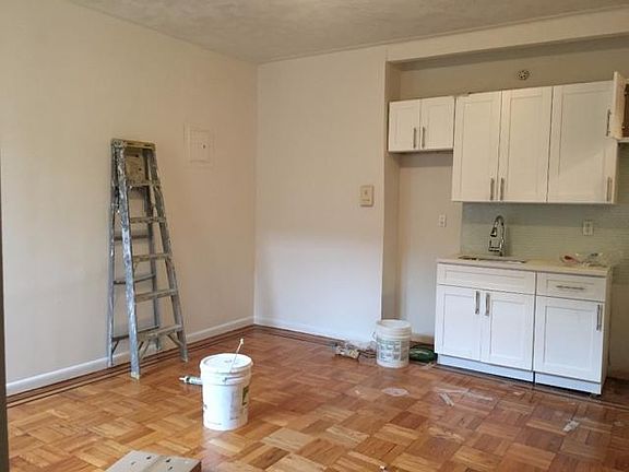 3rd image of 24-39 38th St APT 9D