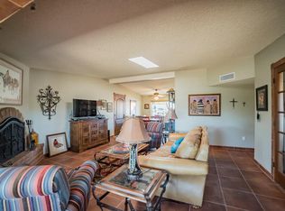 160 E El Limon, Green Valley, AZ 85614