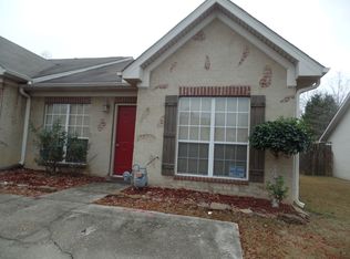 2814 Southwood Vw, Bessemer, AL 35022