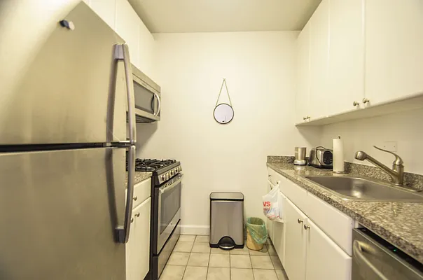 Rented by Compass | media 21