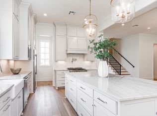 1630 Tiger Crossing Dr, Baton Rouge, LA 70810
