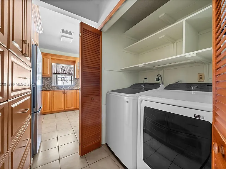 13 SW 97th Pl — Photo 7