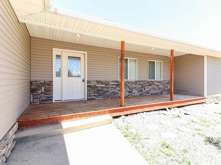 900 Tropic St — Photo 3