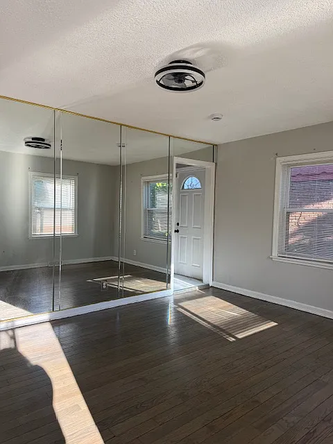 2 bed, 1050 sqft, $1,200 — Photo 1
