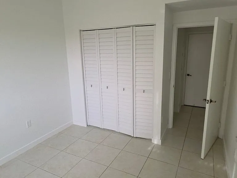 7280 NW 114th Ave #305 — Photo 12