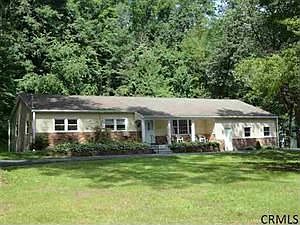 1st image of 9 N Hill Dr
