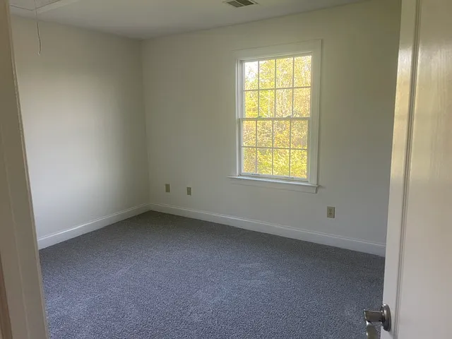1320 Green St — Photo 10