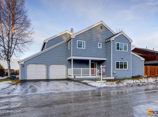 10561 Jamestown Dr, Anchorage, AK 99507