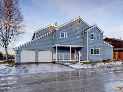 10561 Jamestown Dr, Anchorage, AK, 99507