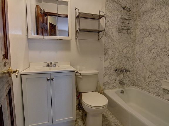 5th image of 32 W 73rd St #7