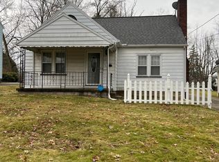 221 Hollywood Ave, Youngstown, OH