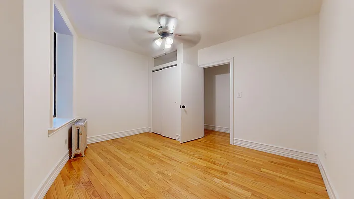 Rented by Bond New York | media 23