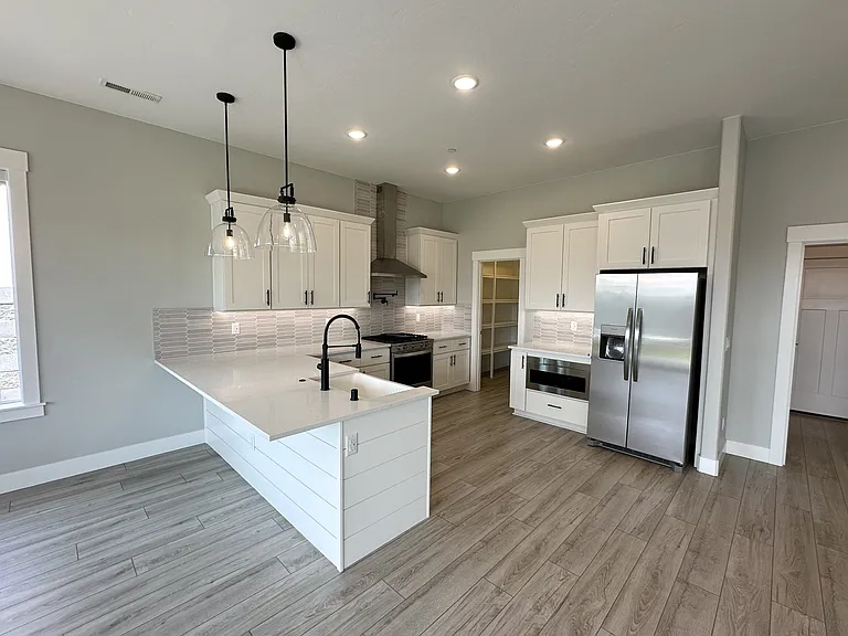 2285 Estate Ave — Photo 7