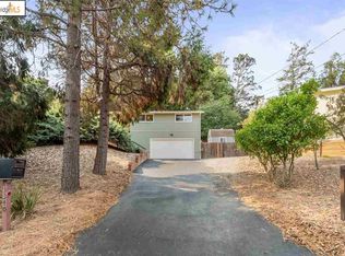 3340 Hillcrest Rd, San Pablo, CA 94806