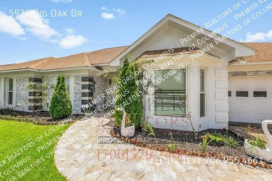 5924 Big Oak Dr
