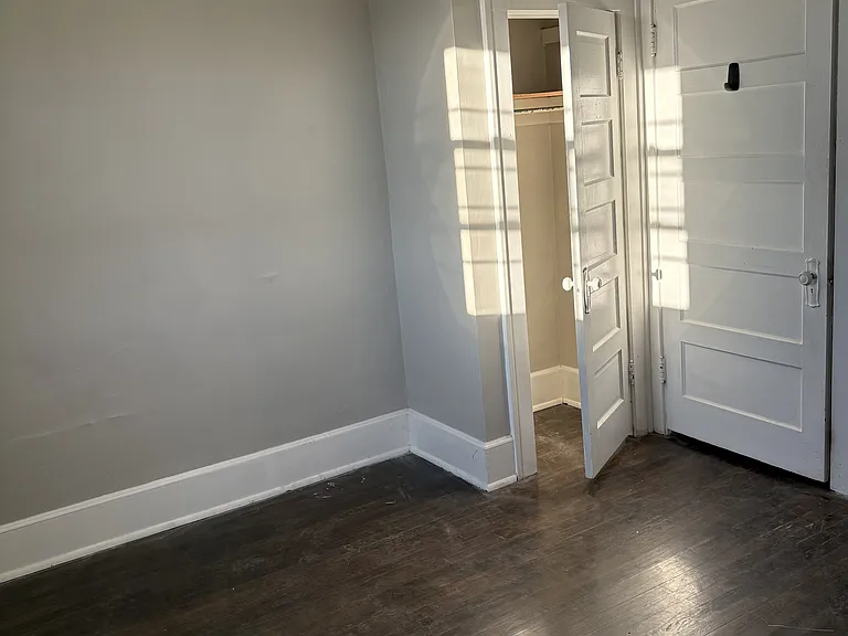 bedroom1