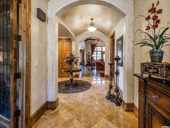 4th image of 3281 E Falcon Heights Ln