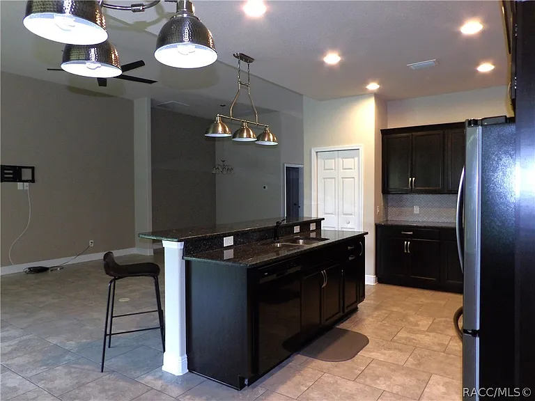 1597 W Caroline Path — Photo 14