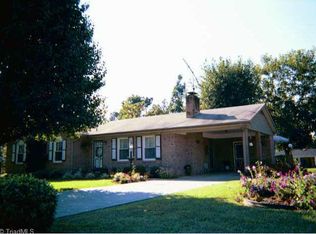 144 Foxfire Cir, Lexington, NC 27295