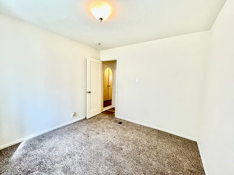 3638 E 1st St #NA — Photo 15