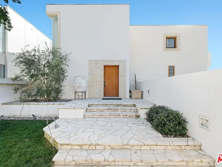 25302 Malibu Rd — Photo 29