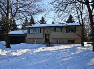 4201 Willow Rd, Brooklyn Park, MN 55443