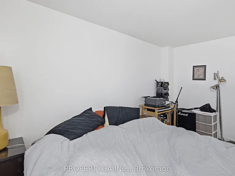 520 Bloor St W #3 — Photo 12