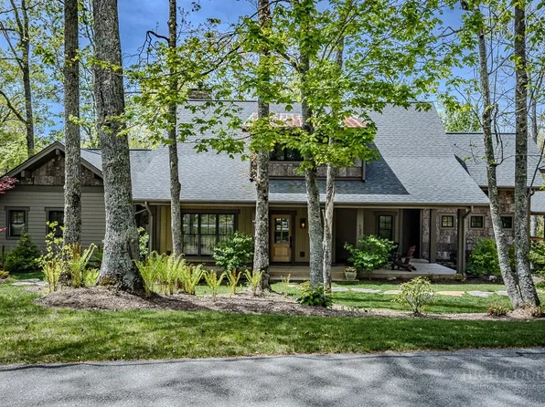 137 Mountain Breeze Knoll, Blowing Rock, NC 28605