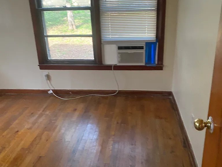 5521 Eisenhower Dr — Photo 5