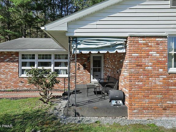 3rd image of 1843 Parkway Dr