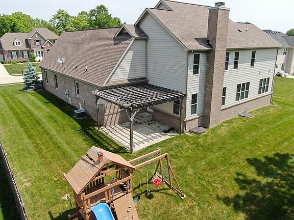 5th image of 6881 Ethens Glen Dr