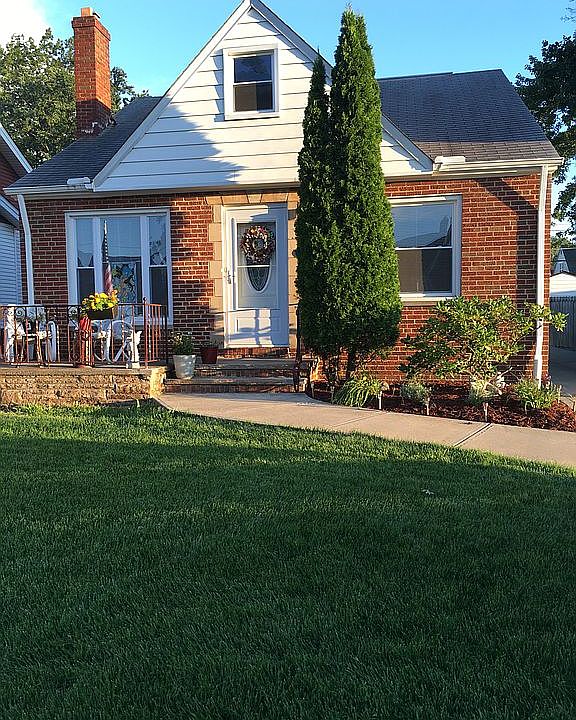 1st image of 7815 Deerfield Dr