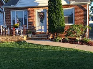 7815 Deerfield Dr, Cleveland, OH