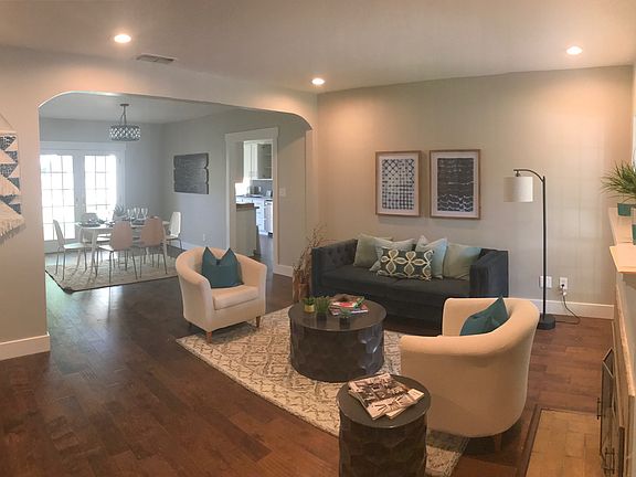 4th image of 108 40th St