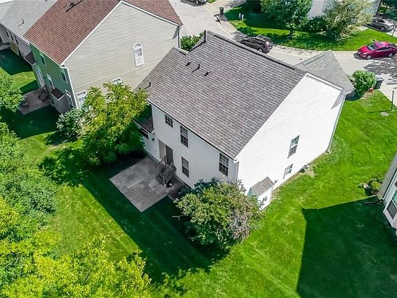 3rd image of 3623 King Edward Way
