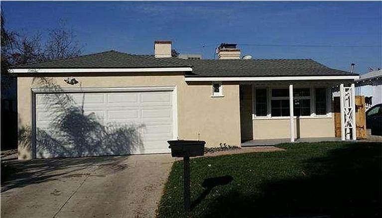 1st image of 11123 Emelita St