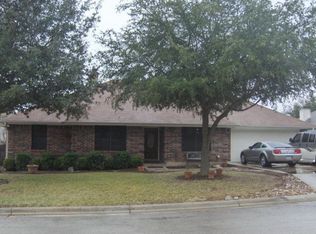 956 Queens Dr, New Braunfels, TX 78130