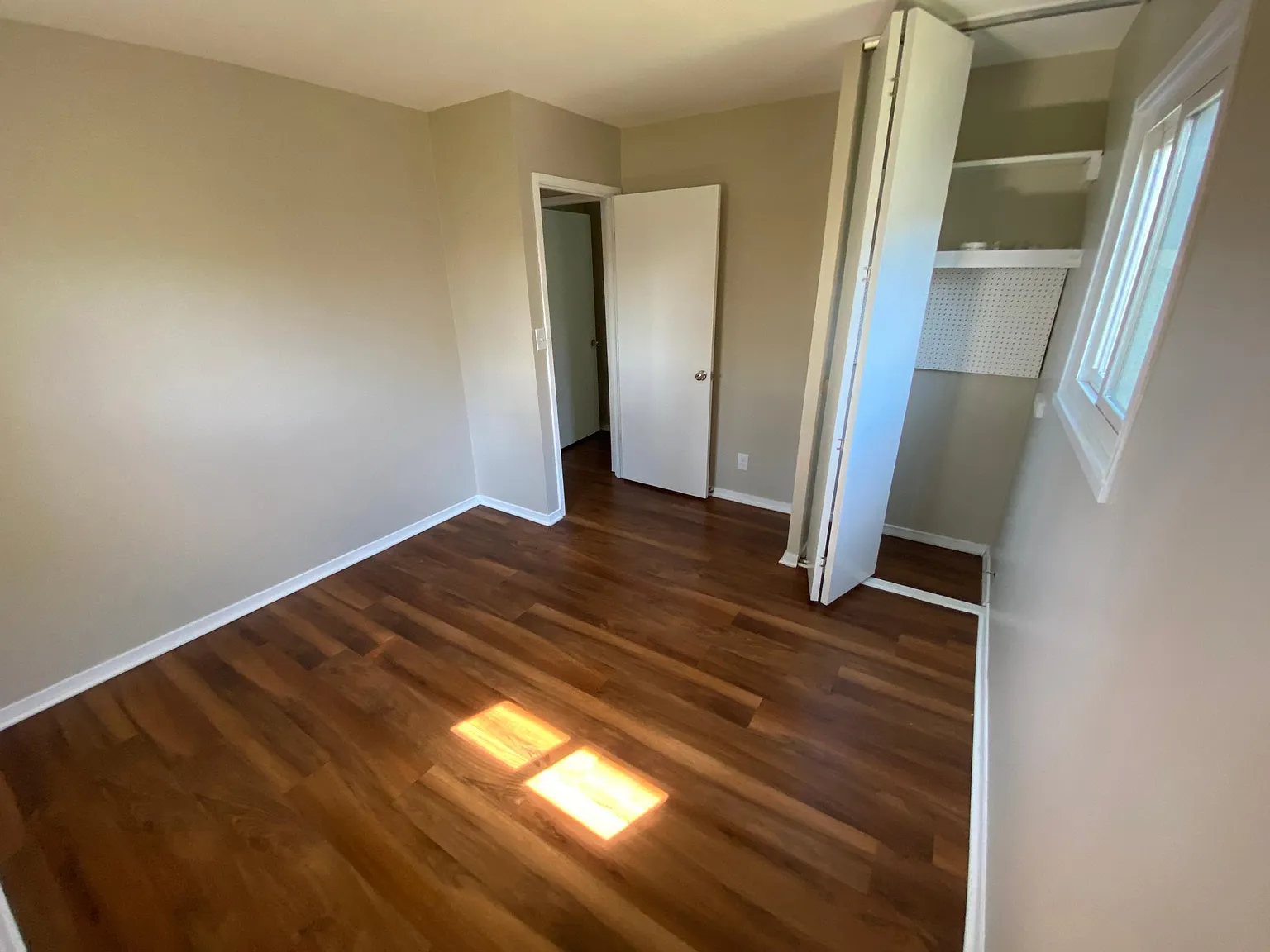 3225 Dornell Ave photo 1