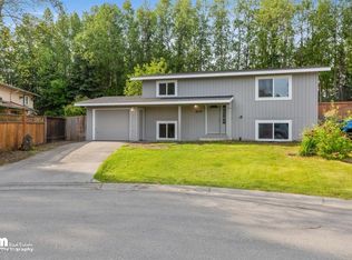 16220 Squaw Valley Cir, Eagle River, AK 99577