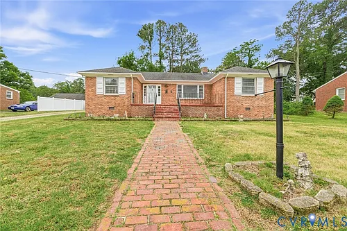 525 James Ave Photo 1