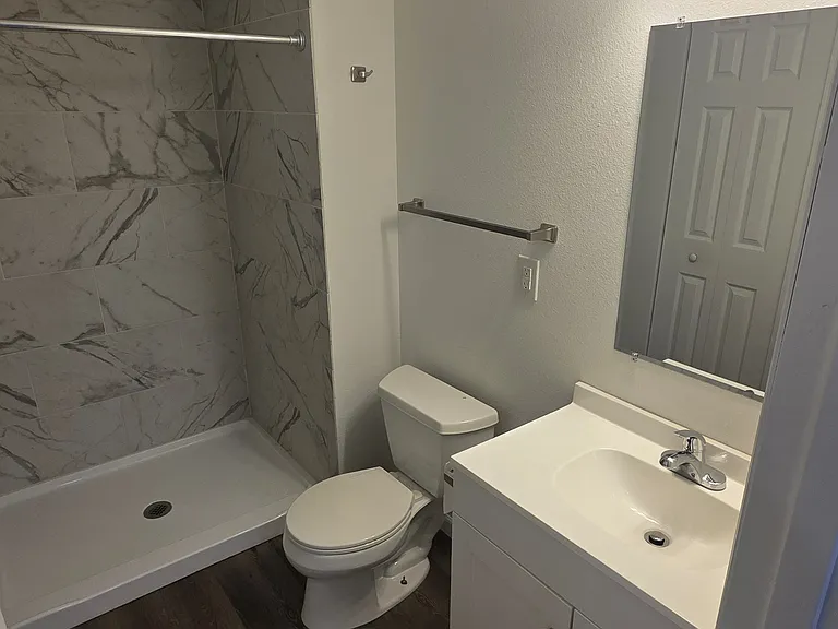3323 S Dunkirk Way — Photo 14