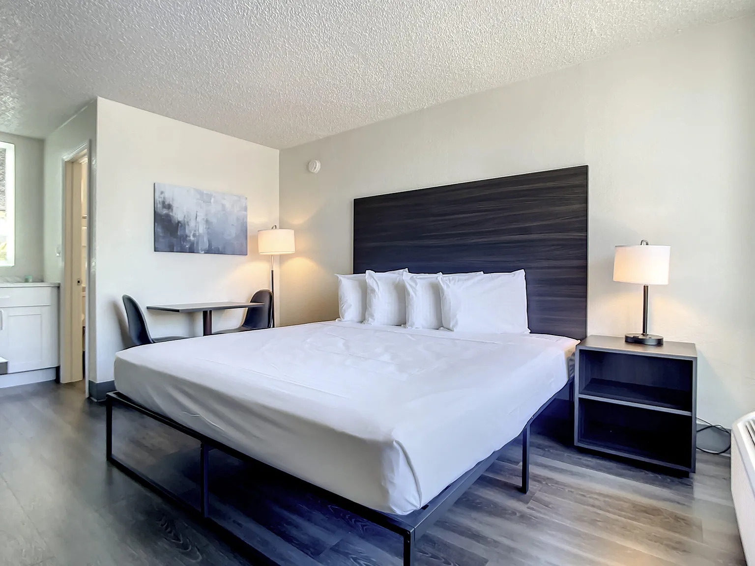 Studio, 1.0 bath, 275 sqft, $1,135 — Photo 1
