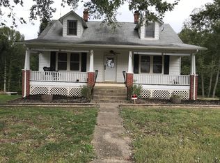 1642 Mountain View Rd, Stafford, VA 22554