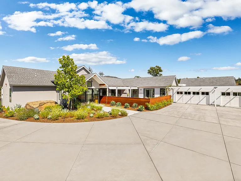 987 Mark West Springs Rd — Photo 4