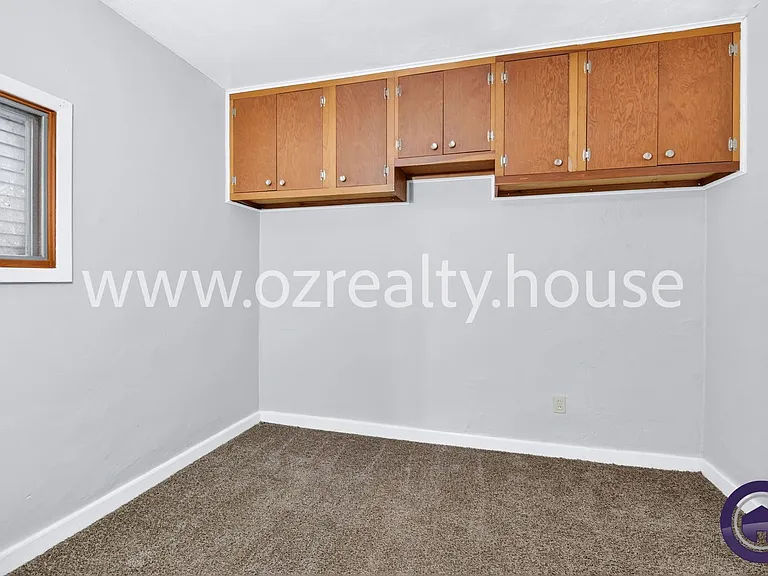 1019 Coventry Ave — Photo 11