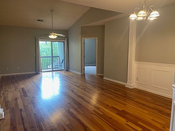 3rd image of 731H Bragg Dr