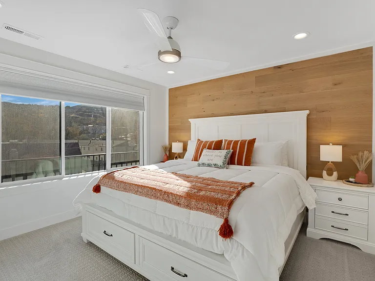 25 E Center St #64 — Photo 12