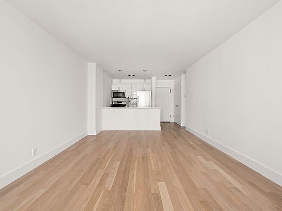 5th image of 301 W 53rd St APT 17G