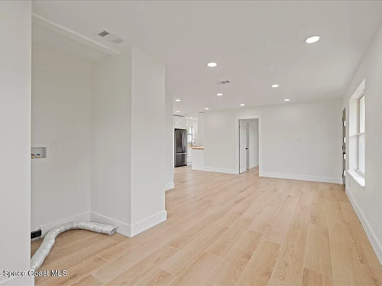 301 W Rutgers St — Photo 22