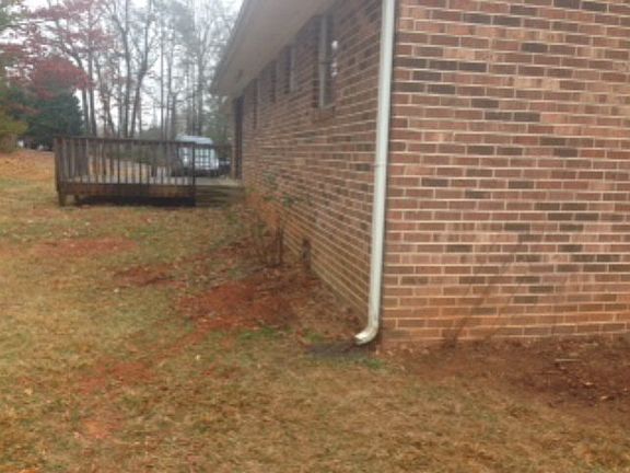 2nd image of 225 Bugle Ln